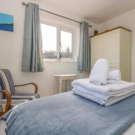 Cockle Island Holiday home Porthallow